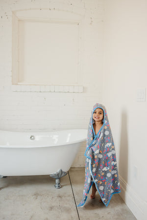 Premium Big Kid Hooded Towel - Super Grover