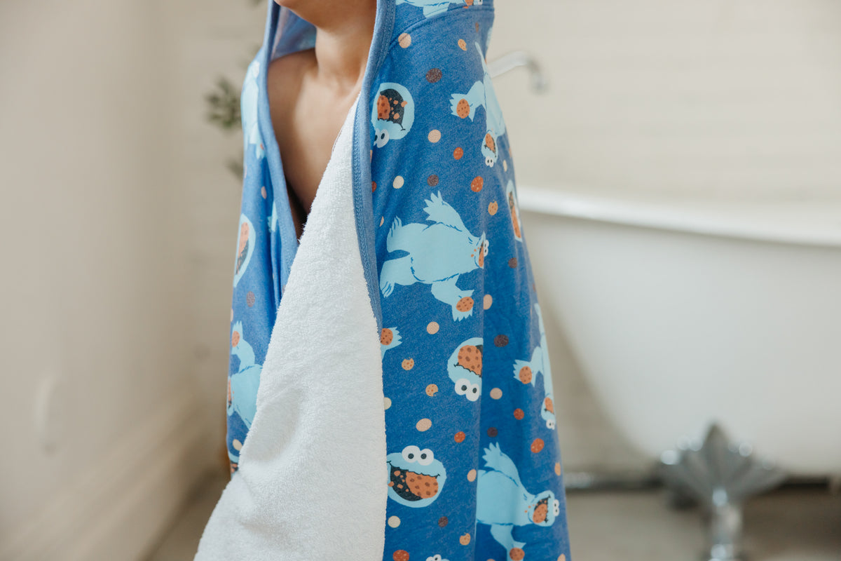 Premium Big Kid Hooded Towel - Cookie Monster