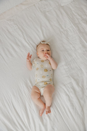 Short Sleeve Bodysuit - Chip