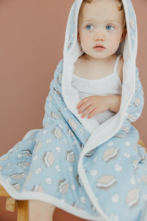 Premium Knit Hooded Towel - S'mores