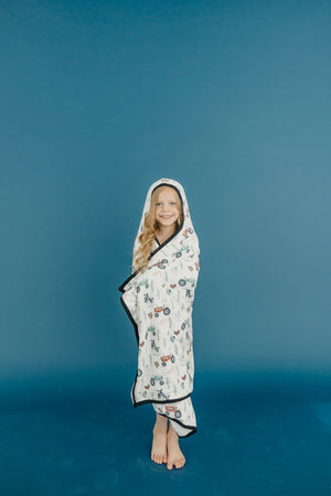 Premium Big Kid Hooded Towel - Jo