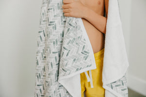 Premium Big Kid Hooded Towel - Alta