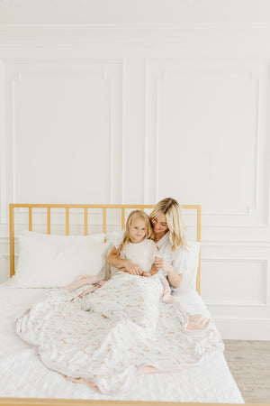 Three-Layer Jumbo Quilt - Coral