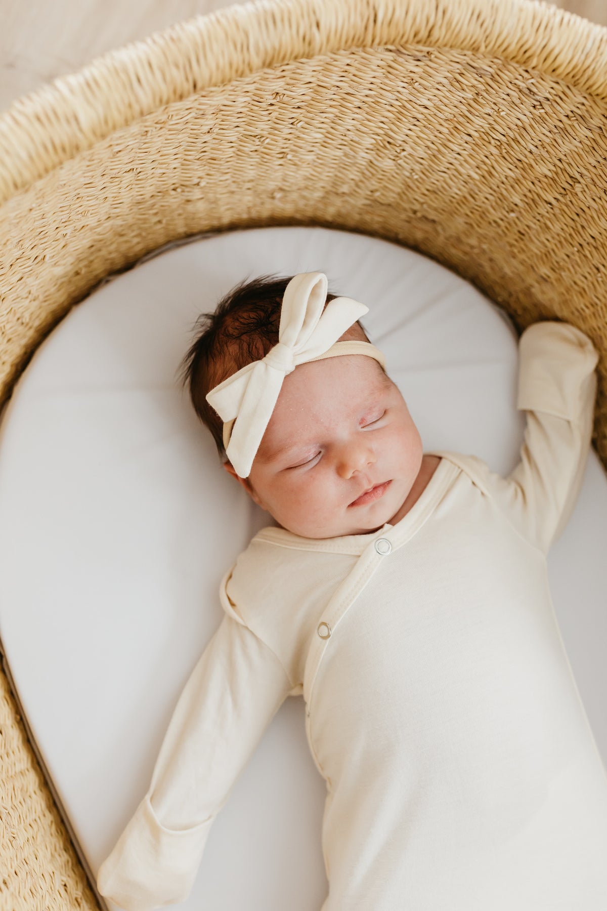 Newborn Knotted Gown - Yuma