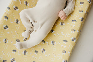 Premium Knit Diaper Changing Pad Cover - Honeycomb