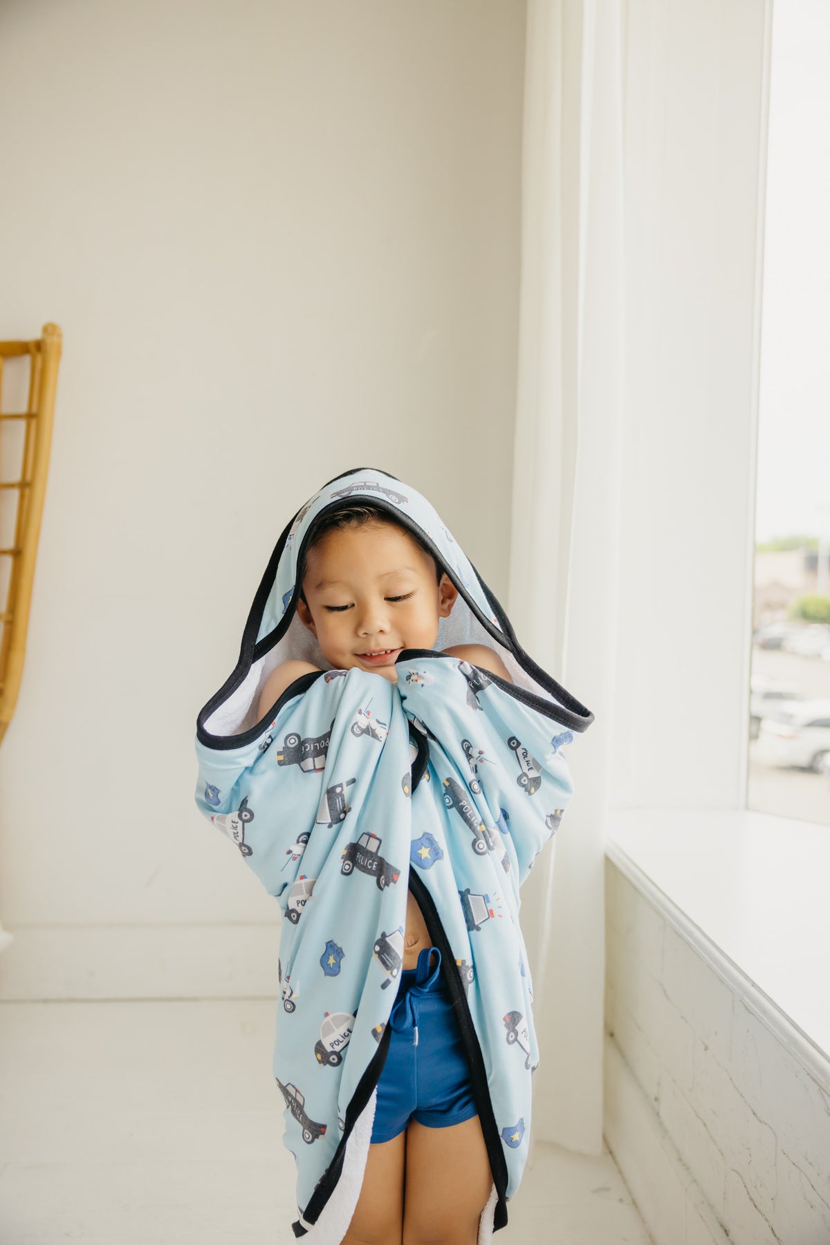 Premium Knit Hooded Towel - Leo