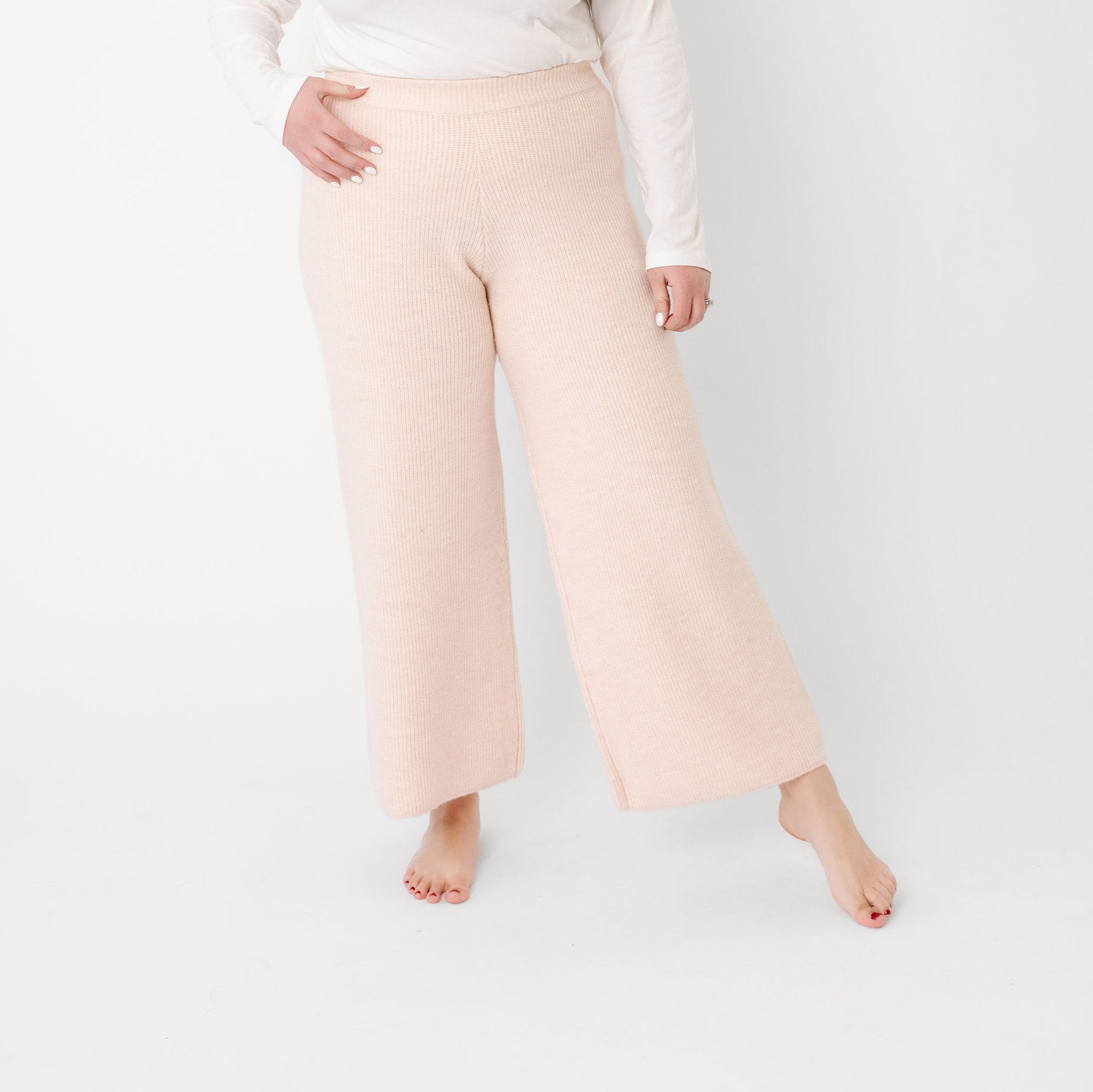 Women's Luxe Wide Leg Sweater Pant- Ballerina