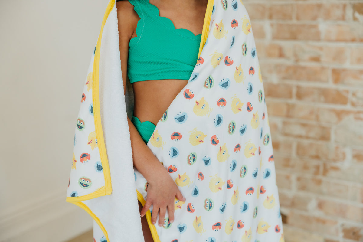 Premium Big Kid Hooded Towel - Sesame Scribbles