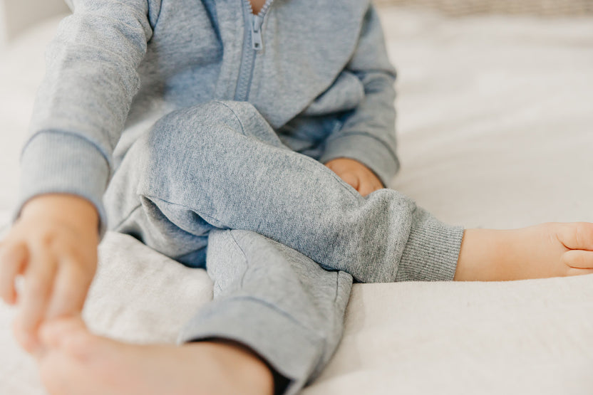 Newborn Knotted Gown Alder Copper Pearl