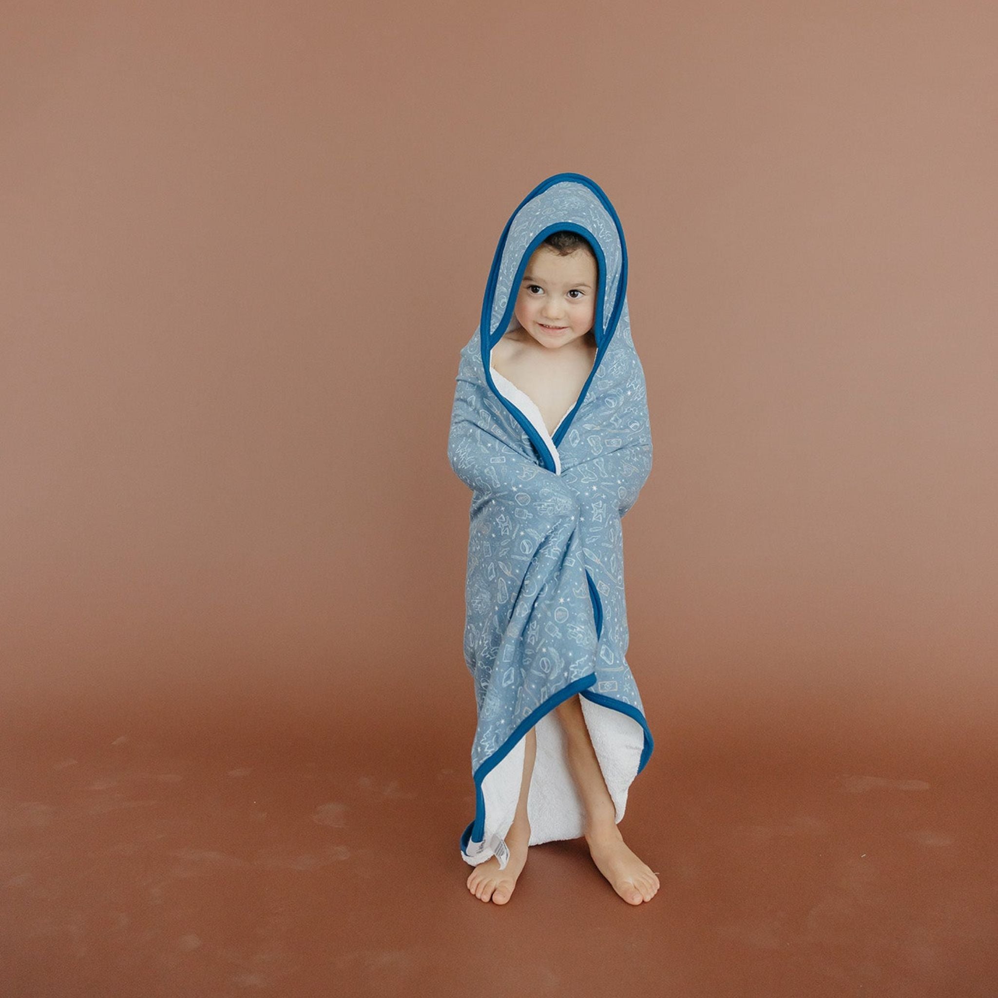 Hunter Big Kid Hooded Towel