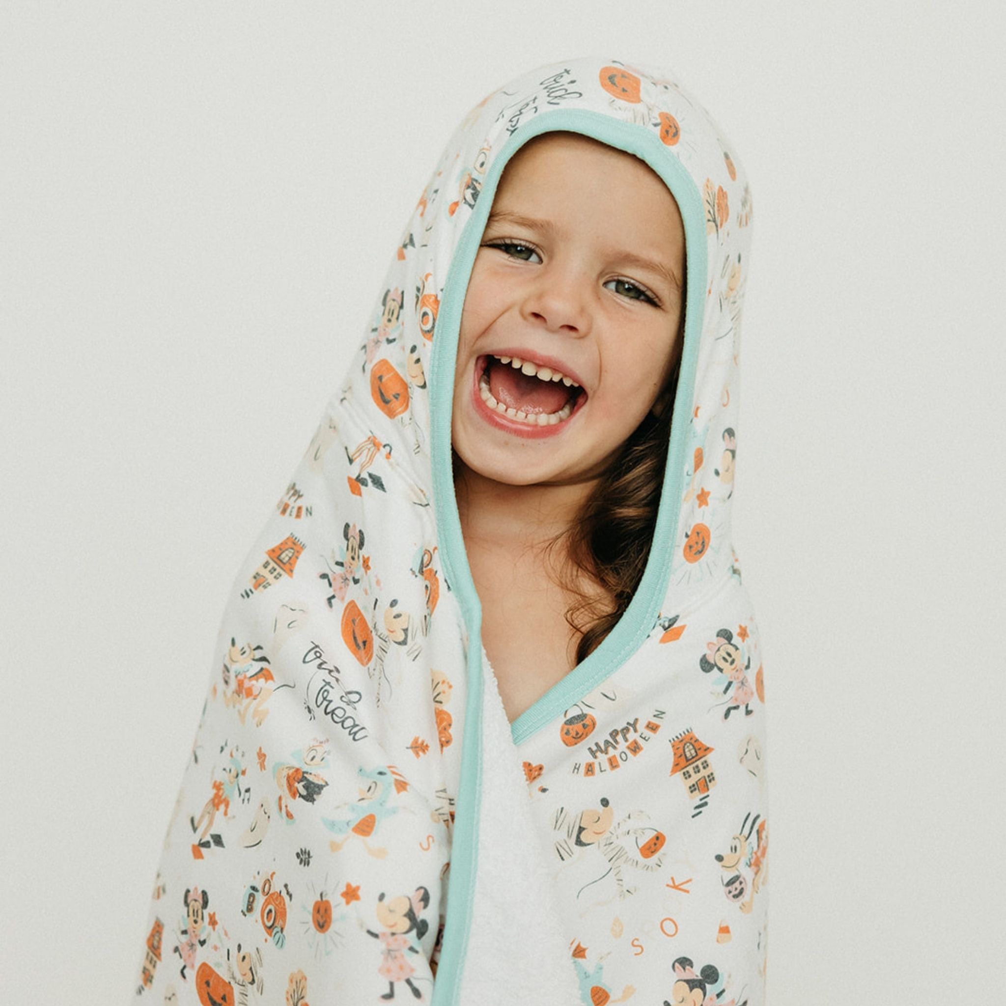 Premium Big Kid Hooded Towel Mickey Mouse s Boo Bash Copper Pearl