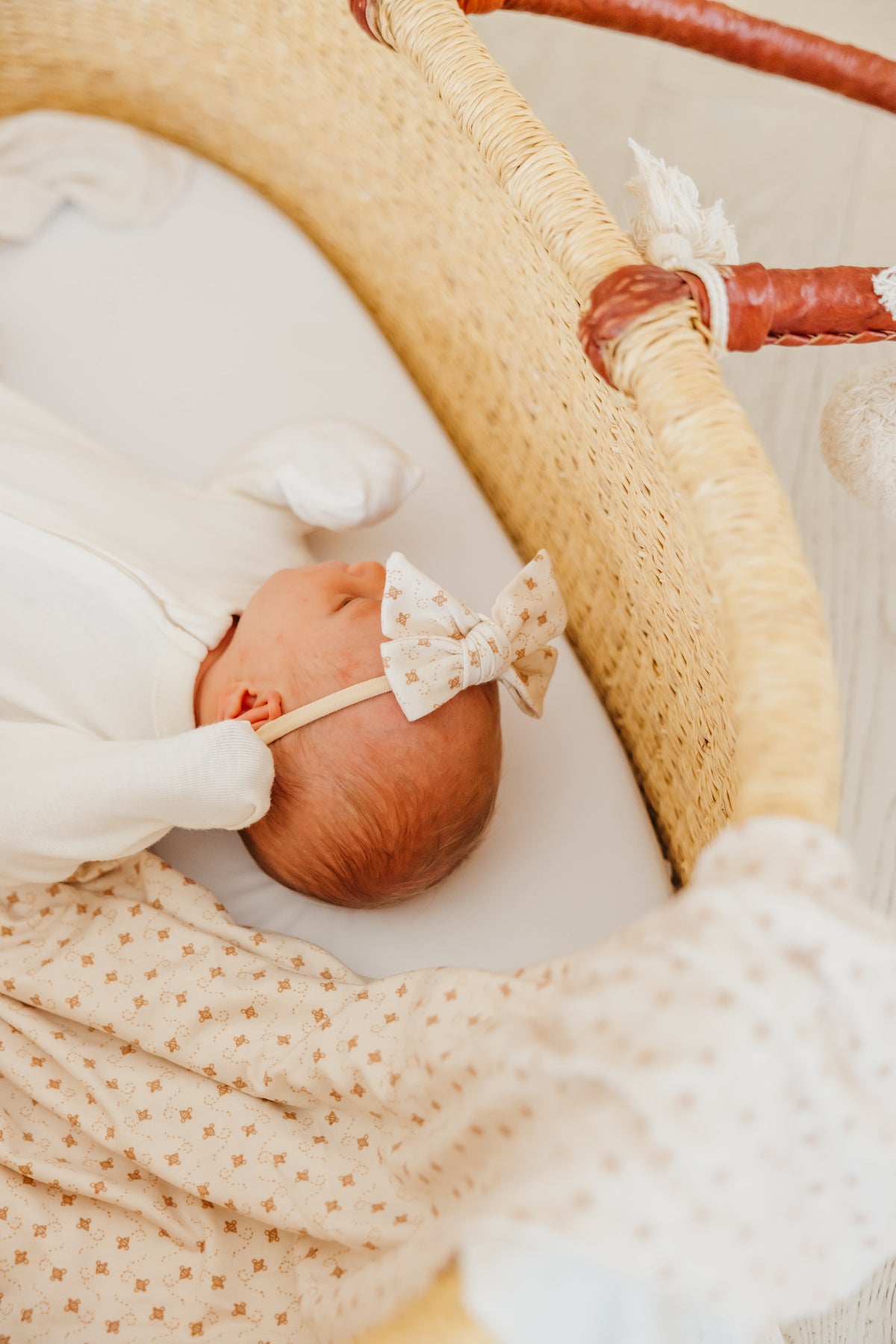 Classic Nylon Bow Hunnie Copper Pearl