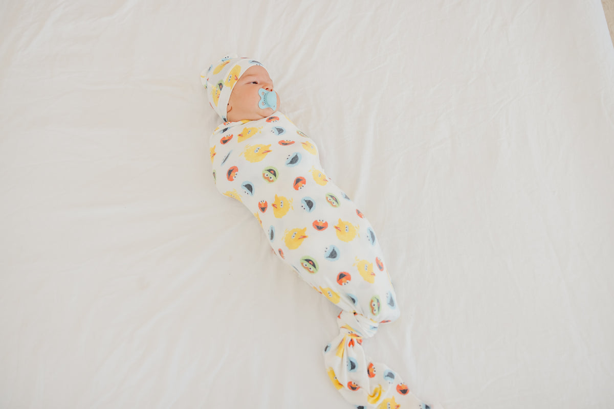 Knit Swaddle Blanket - Sesame Scribbles