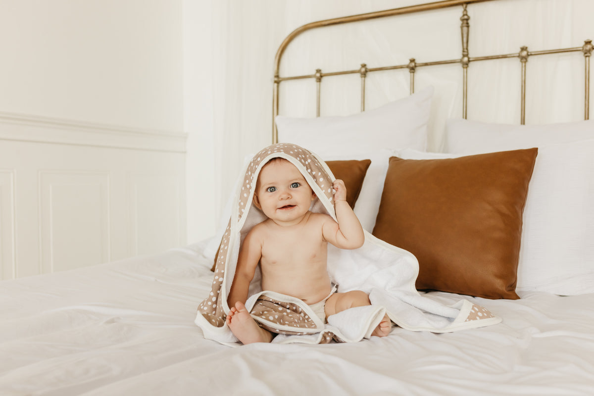 Premium Knit Hooded Towel - Fawn