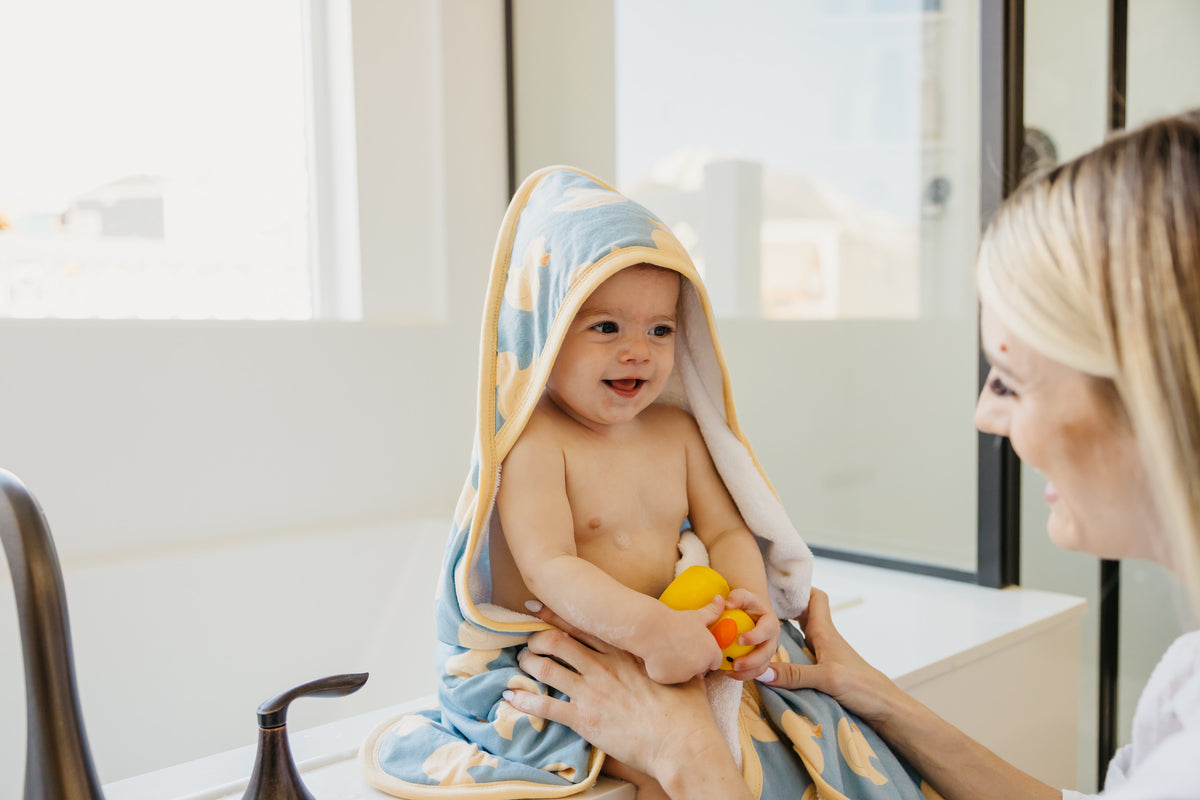Premium Knit Hooded Towel - Ducky