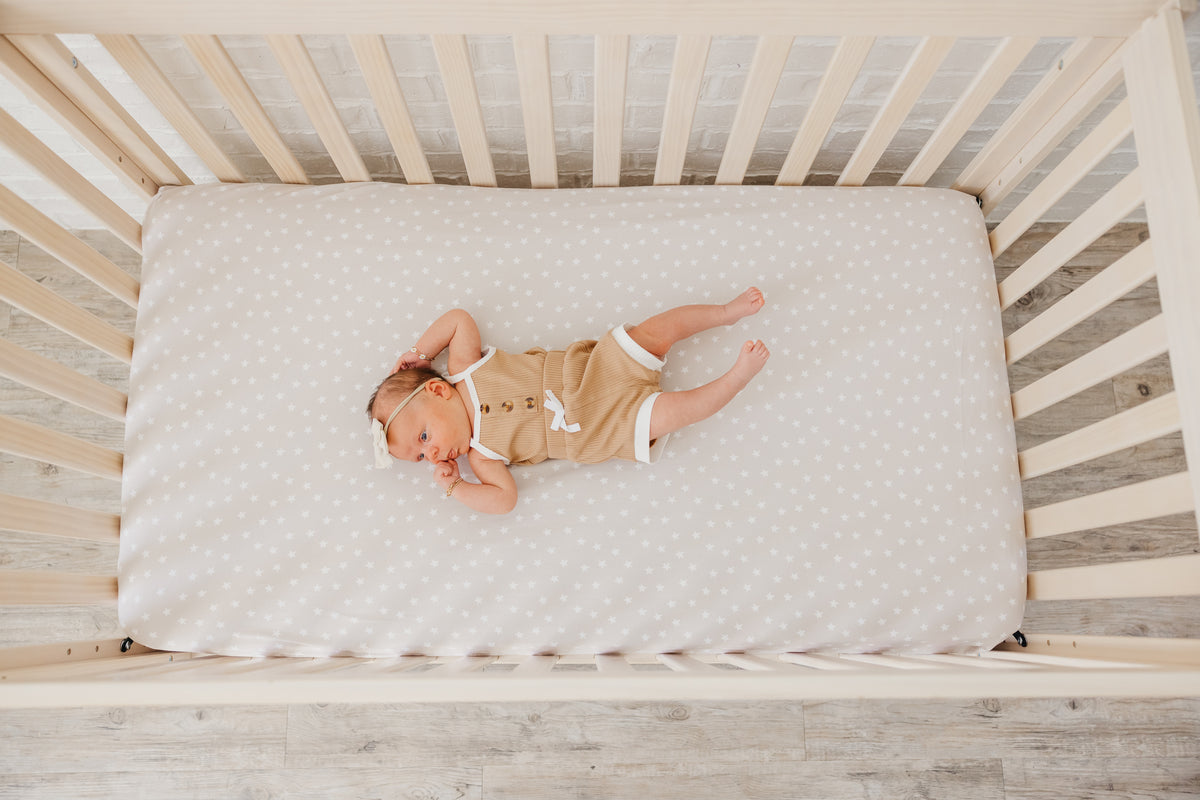 Premium Knit Fitted Crib Sheet - Twinkle